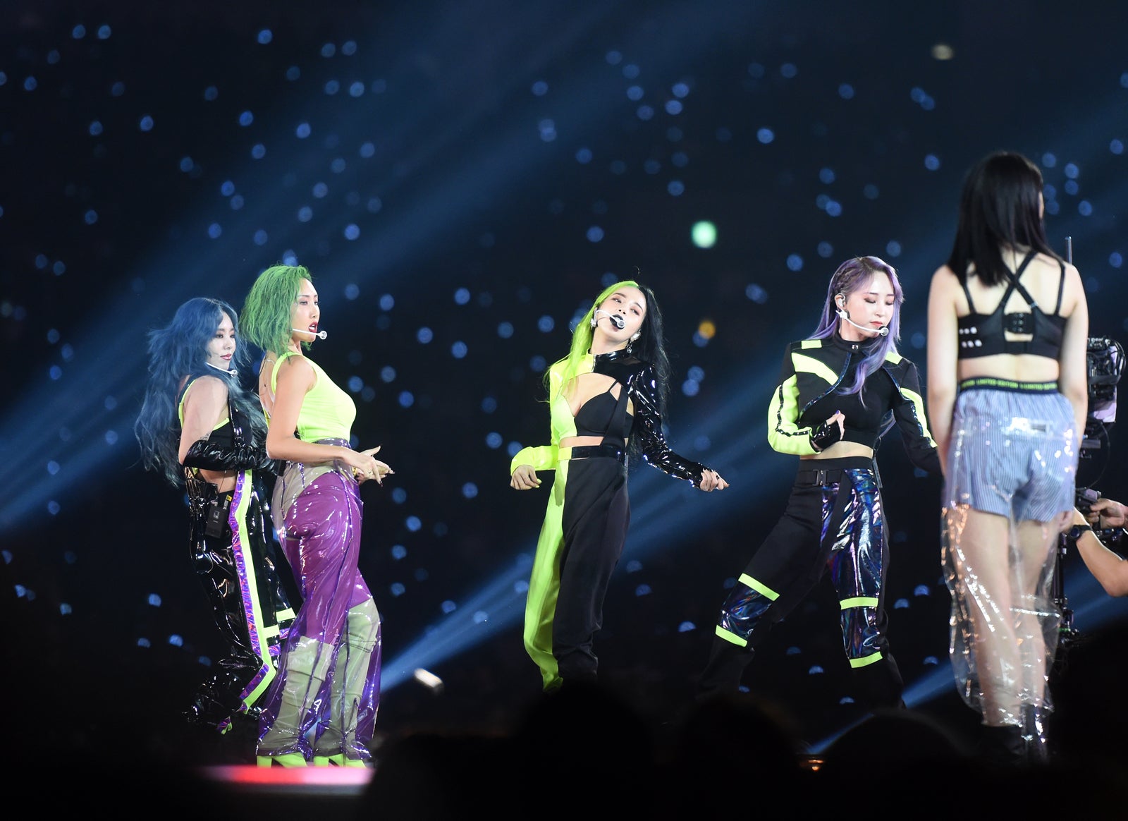 「2019MnetAsianMusicAwards(MAMA)」（C）CJENMCo.,Ltd,AllRightsReserved