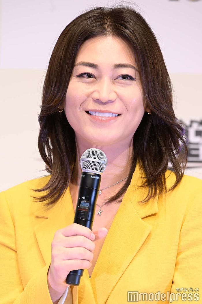 イメチェン前の氷川きよし(C)モデルプレス