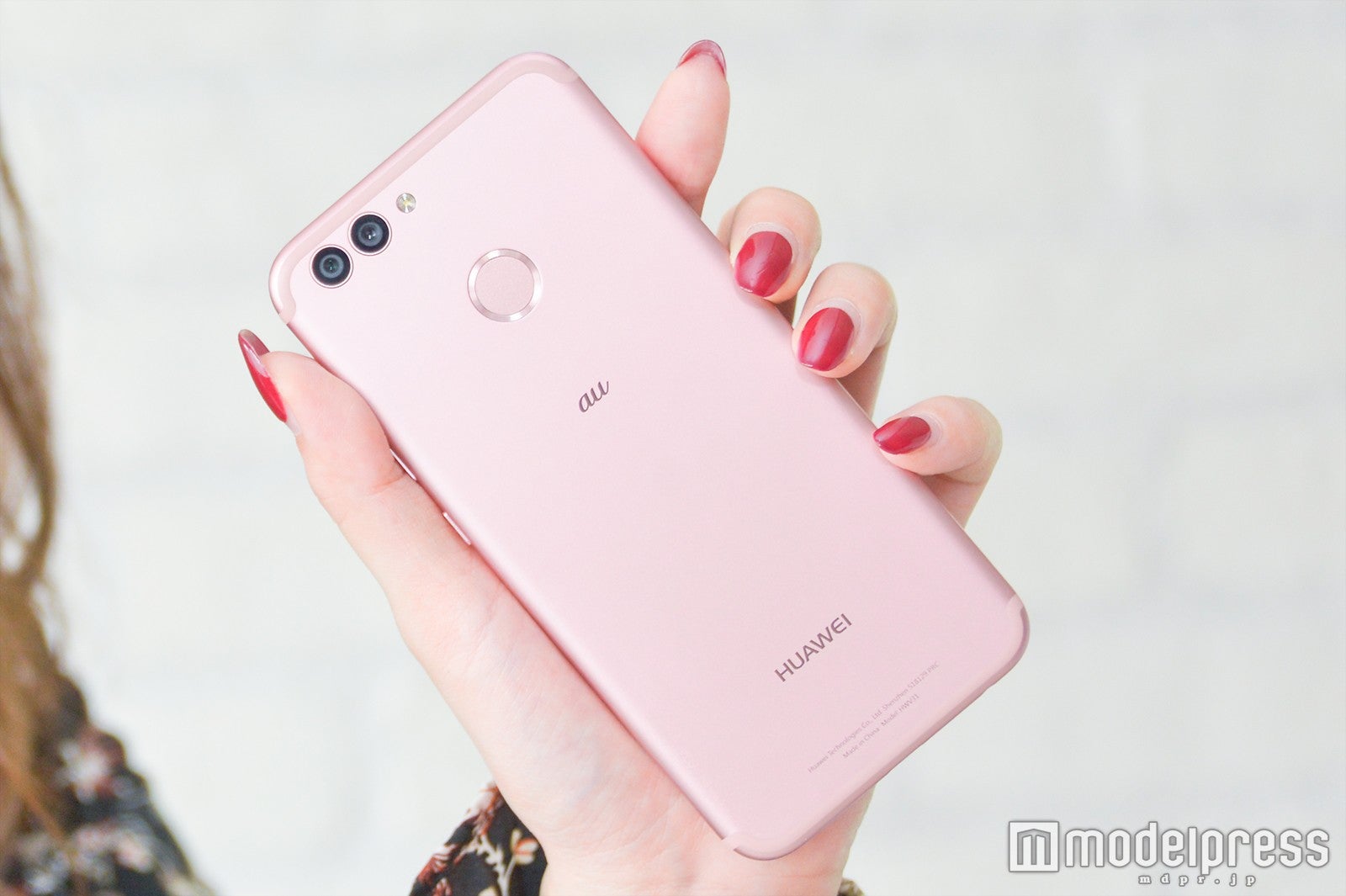 ダブルレンズ搭載（C）モデルプレス