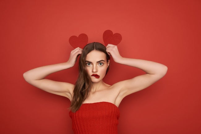 私って仲間外れ 女友達から合コンに誘われない女性の特徴とは モデルプレス