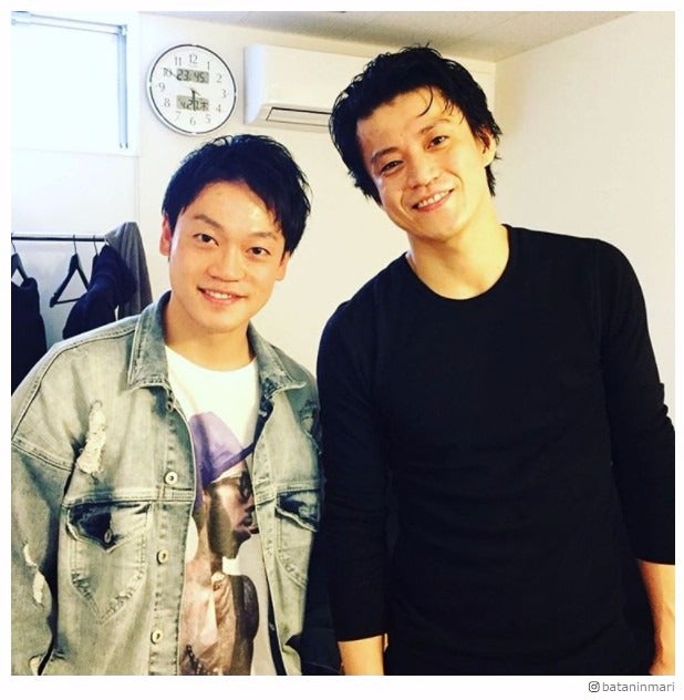 おばたのお兄さんが小栗旬の舞台観劇で楽屋訪問　“差し入れ”は大好物の…