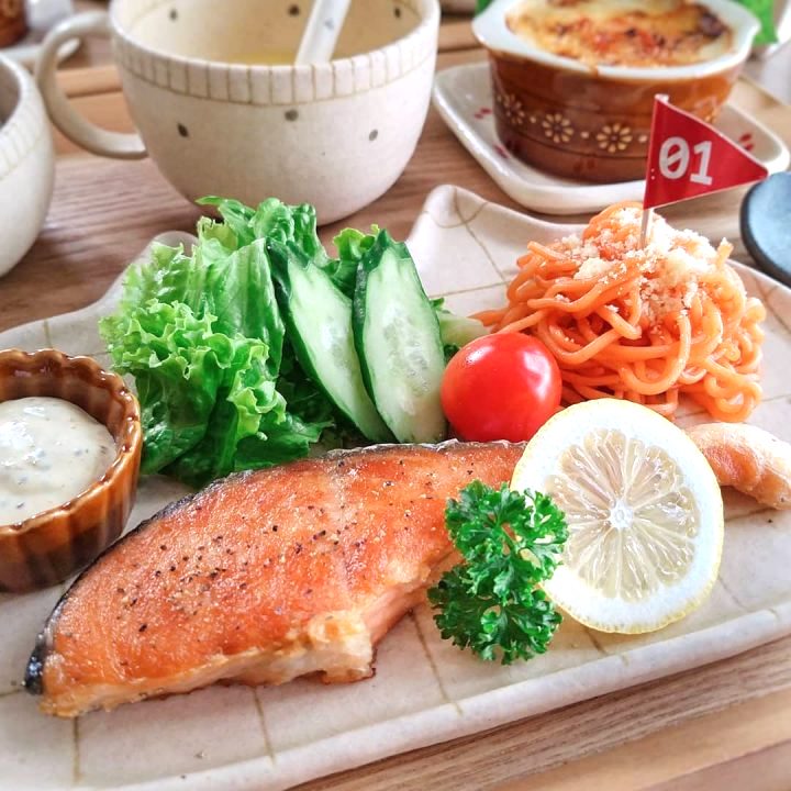 おしゃれで美味しい魚料理まとめ おすすめの簡単レシピでレパートリーを増やそう モデルプレス