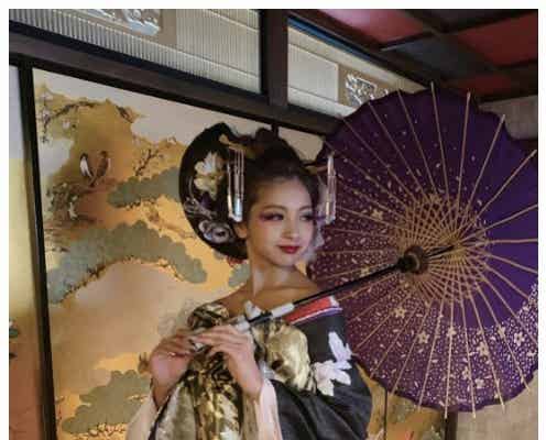 ゆきぽよ“美デコルテあらわ”花魁ショットに絶賛の声「色気が溢れてる」