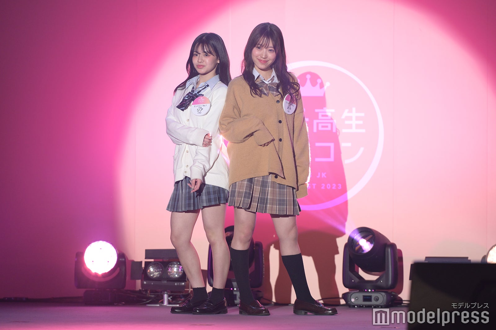 リアさん、あやさん（C）モデルプレス