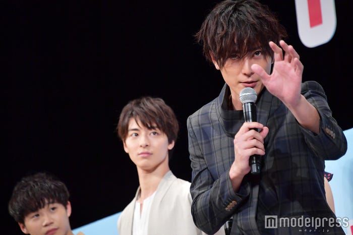 アドリブだらけだった撮影について熱弁する間宮祥太朗 (C)モデルプレス