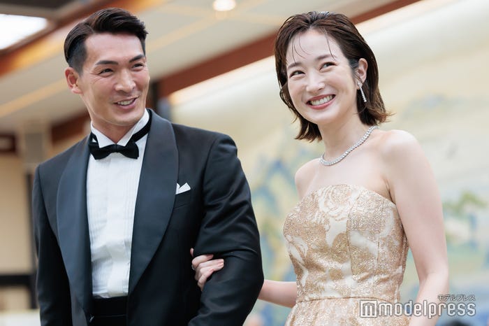 槙野智章、高梨臨(C)モデルプレス