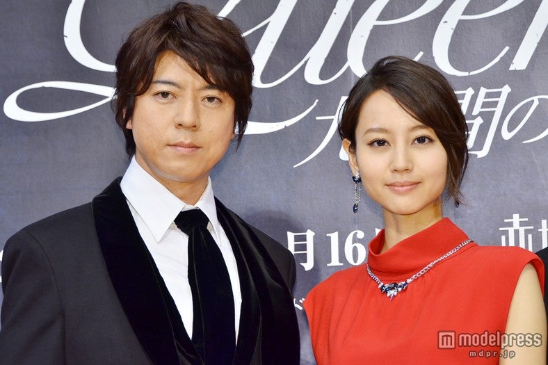 左から：上川隆也、堀北真希
