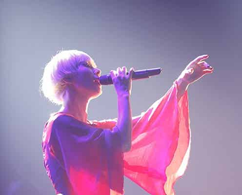 木村カエラ“最初で最後”のプレミアムライブに観客2000人熱狂<レポ・セットリスト>