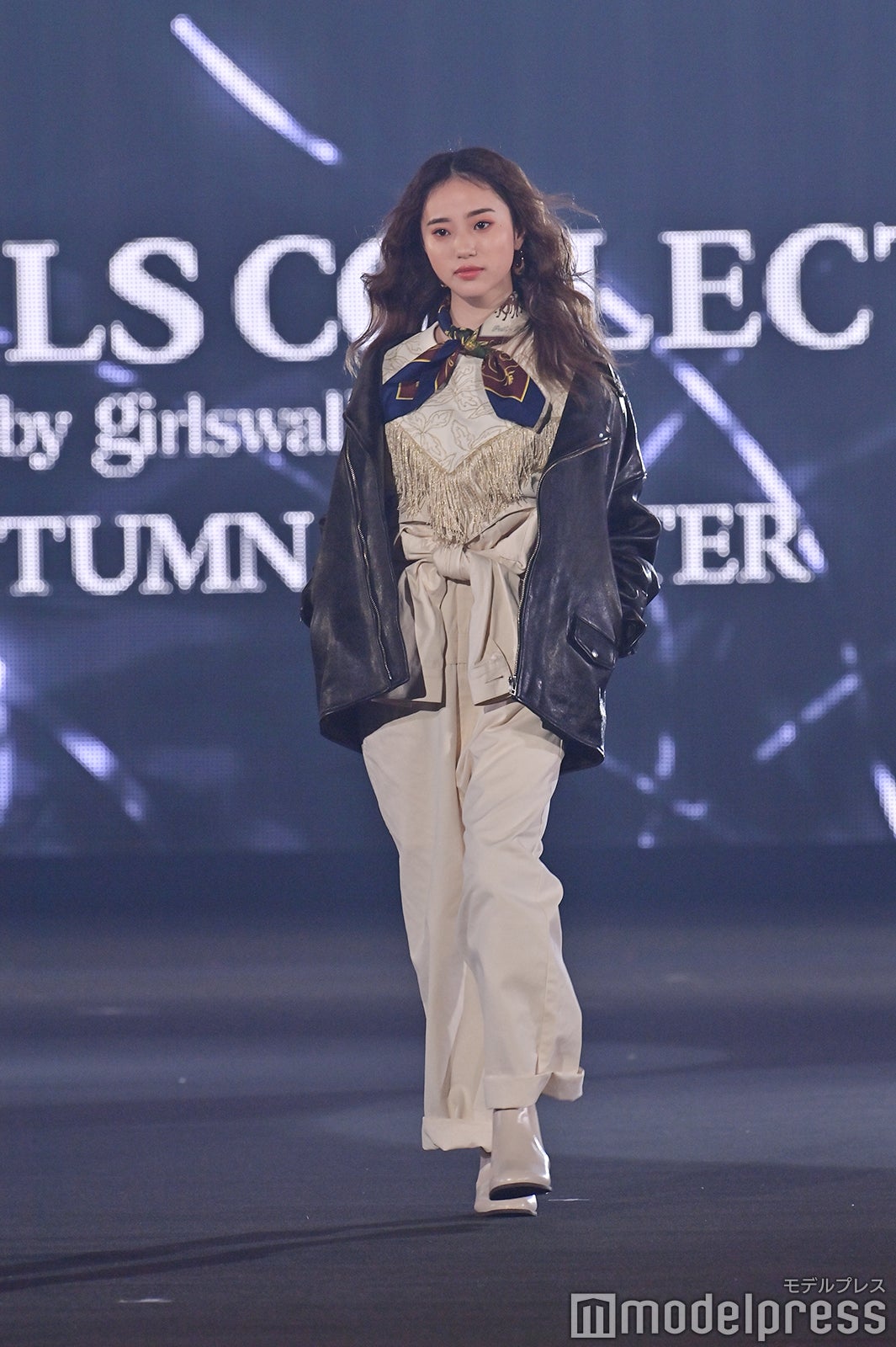 （C）モデルプレス