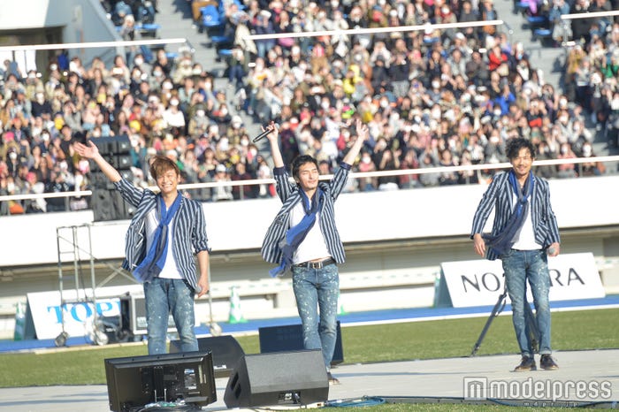 香取慎吾、草なぎ剛、稲垣吾郎 (C)モデルプレス