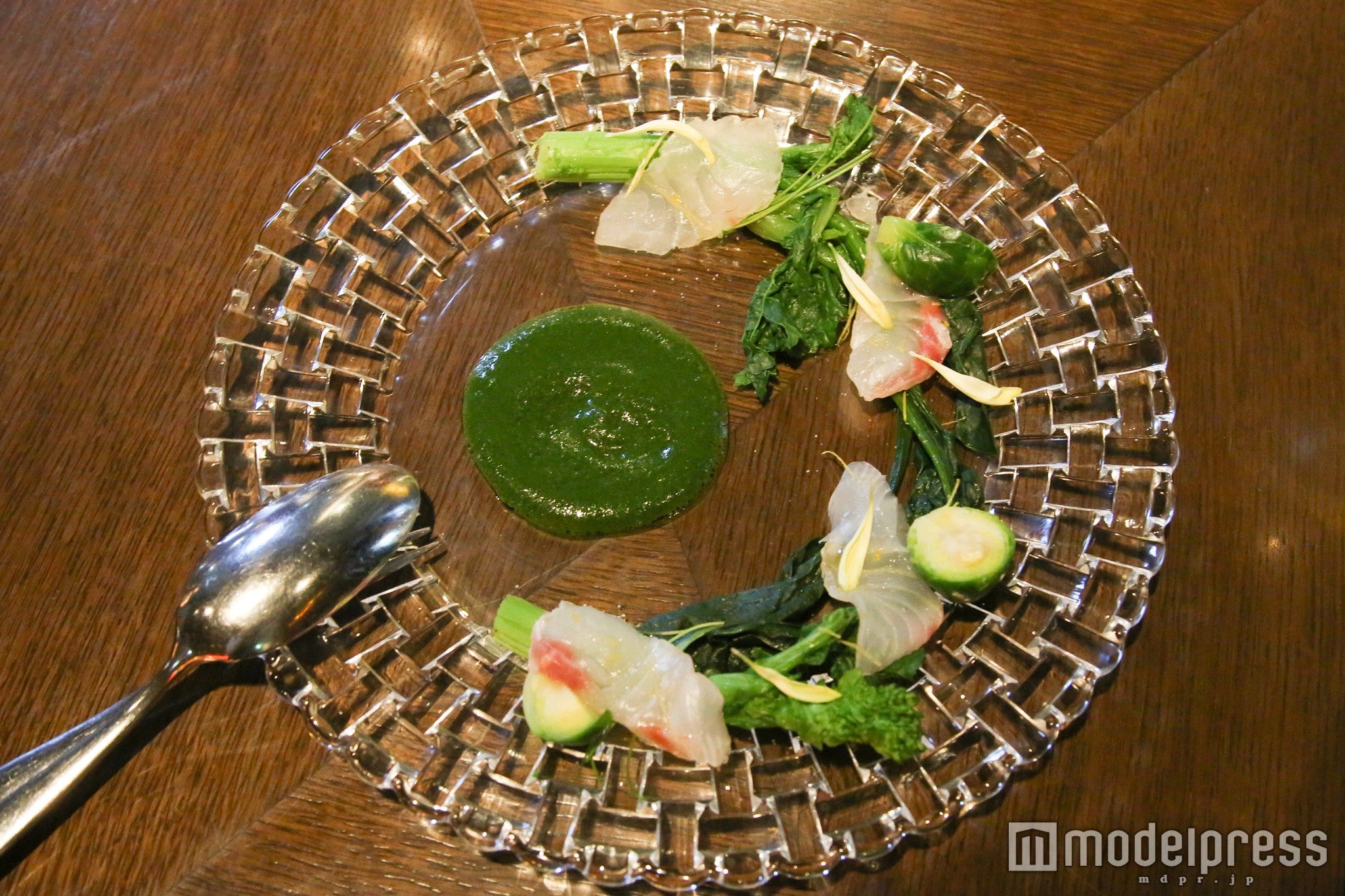 真鯛の柑橘マリネ、菜の花のクーリ（特別に作ってくださいました）／（C）モデルプレス