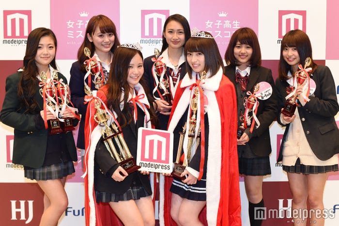 昨年の「女子高生ミスコン2015-2016」受賞者 (C)モデルプレス