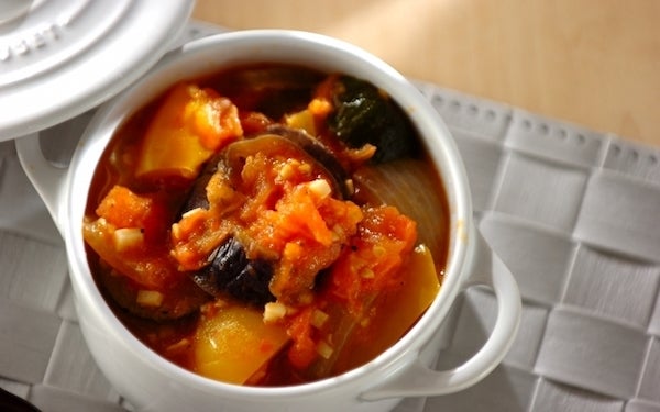 作り置きもできる、冷めても美味しい夏野菜のラタトゥイユ