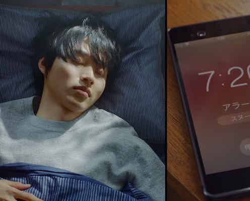 “山崎賢人の朝”はこんな感じ?寝ぐせ姿から爽やかイケメンに変身