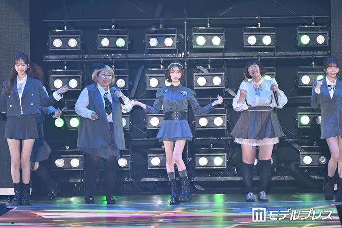 (左から)あすか、やしろ優、天海りこ、川村エミコ、飛鳥(C)モデルプレス