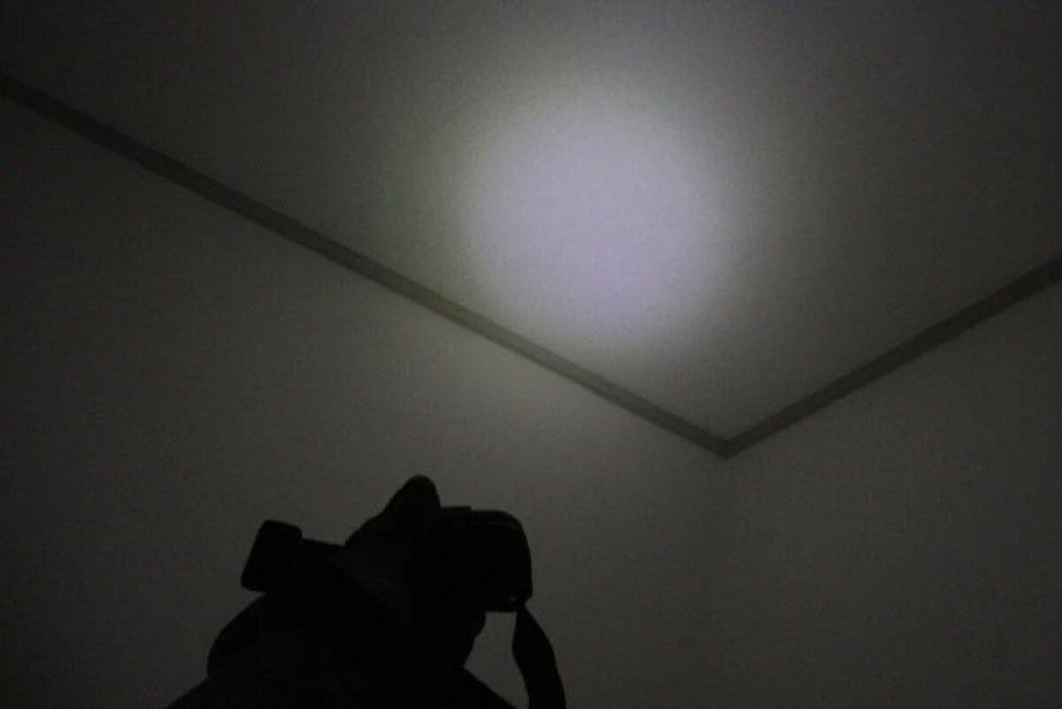 ダイソー　センサー付きLEDヘッドライト