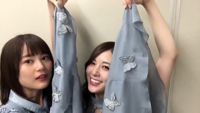 生田絵梨花、白石麻衣(提供写真)