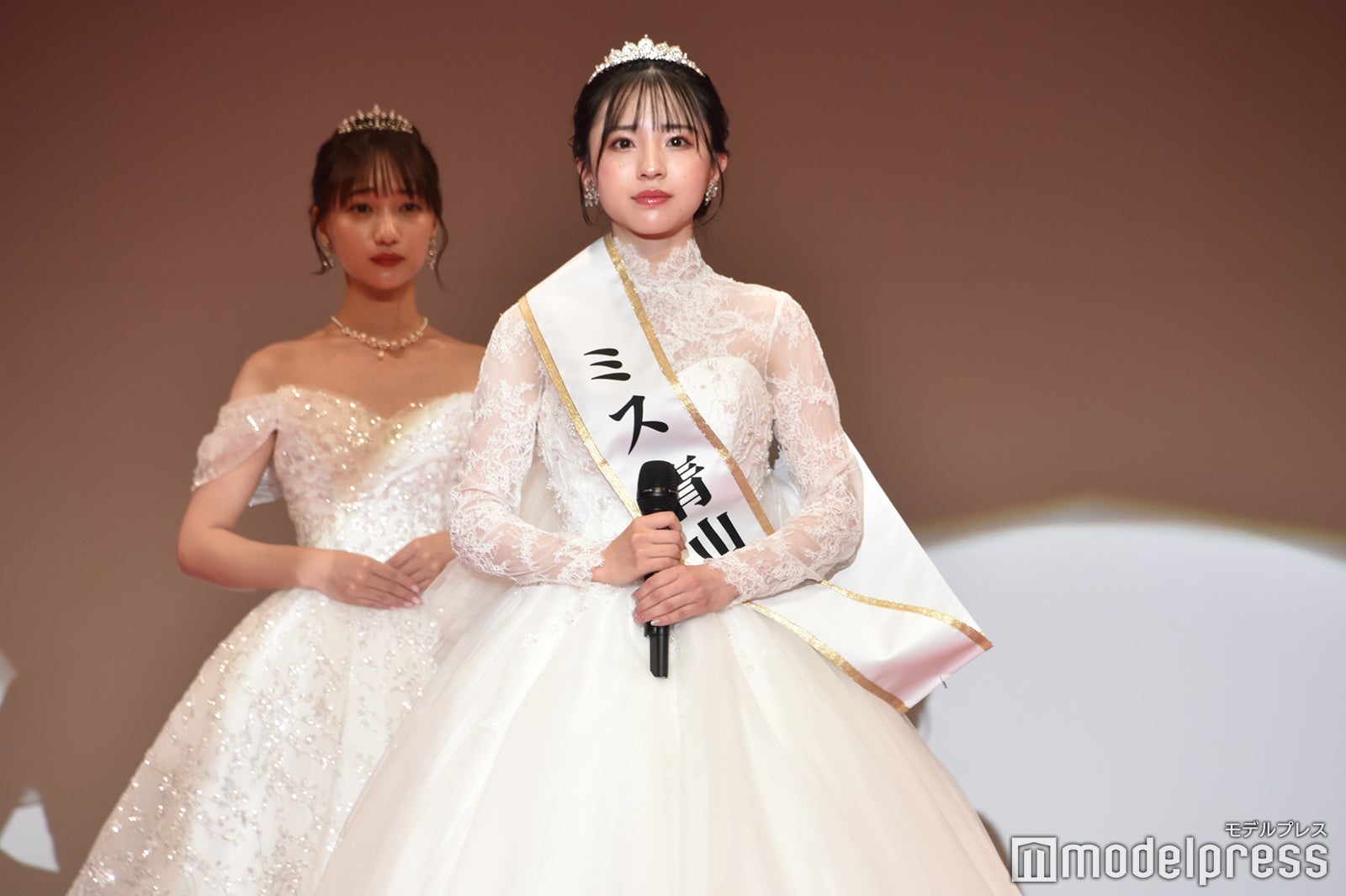 「ミス青山コンテスト2022」グランプリを受賞した五百住有希さん（C）モデルプレス