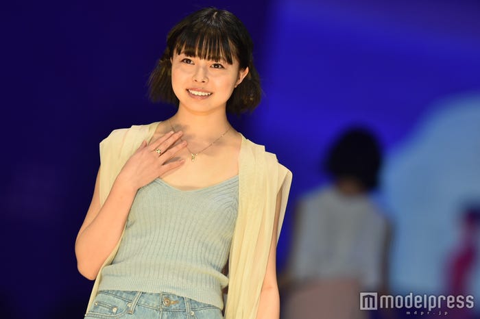 人見古都音 (C)モデルプレス