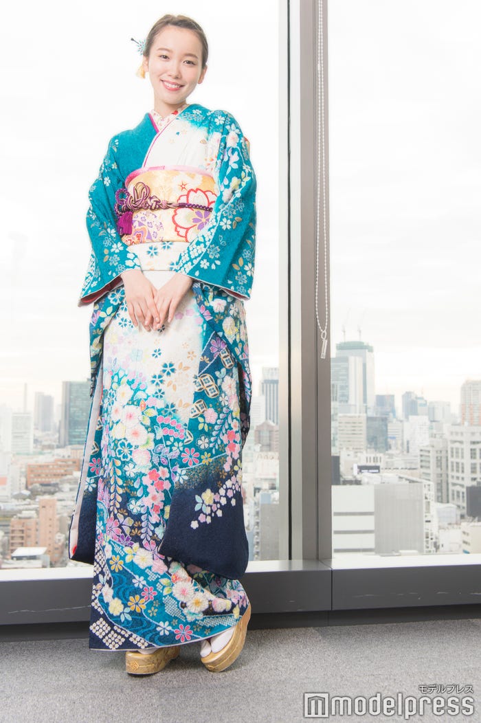 飯豊まりえ(C)モデルプレス