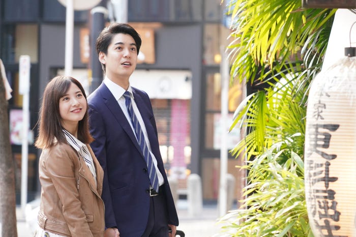 吉高由里子、大野拓朗/「正義のセ」第3話より(C)日本テレビ