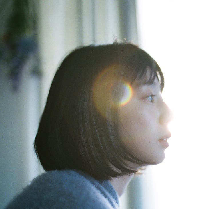 夏帆 写真集「おとととい」表紙(C)SDP