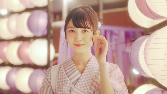 乃木坂46「未来の答え」MVより(提供写真)