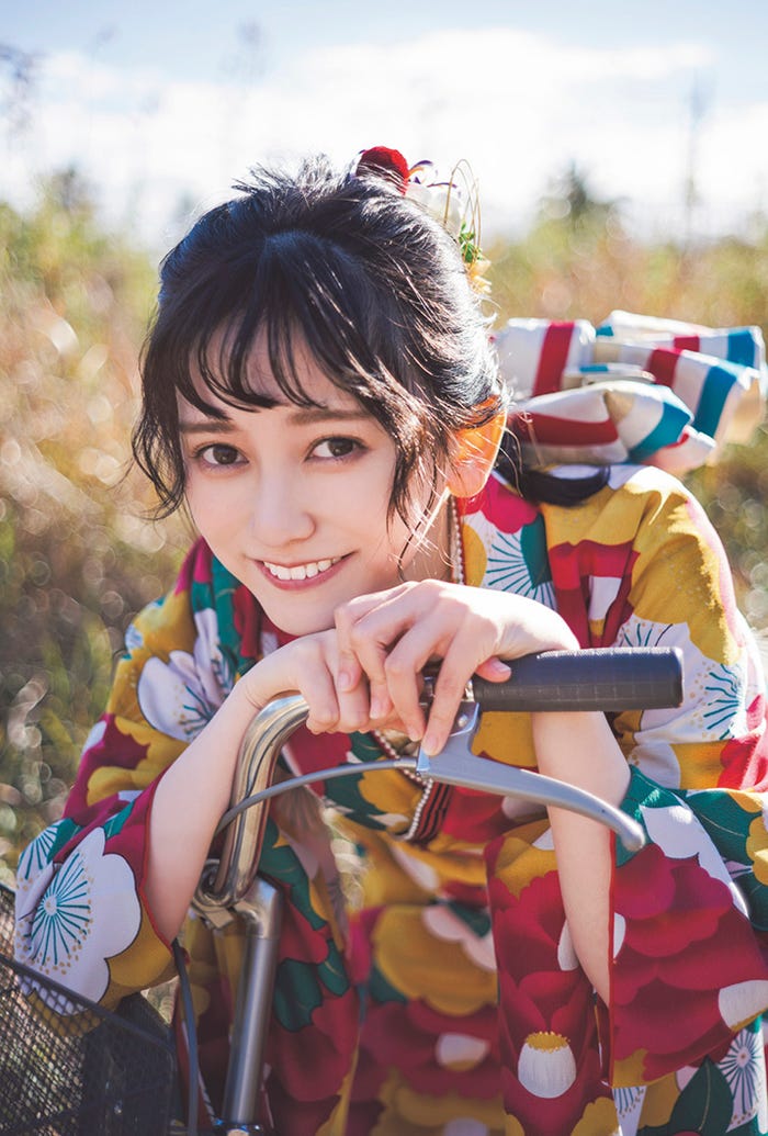 池田瑛紗/「20±SWEET 2023 JANUARY」セブンネットショッピング購入特典ポストカード (提供写真)