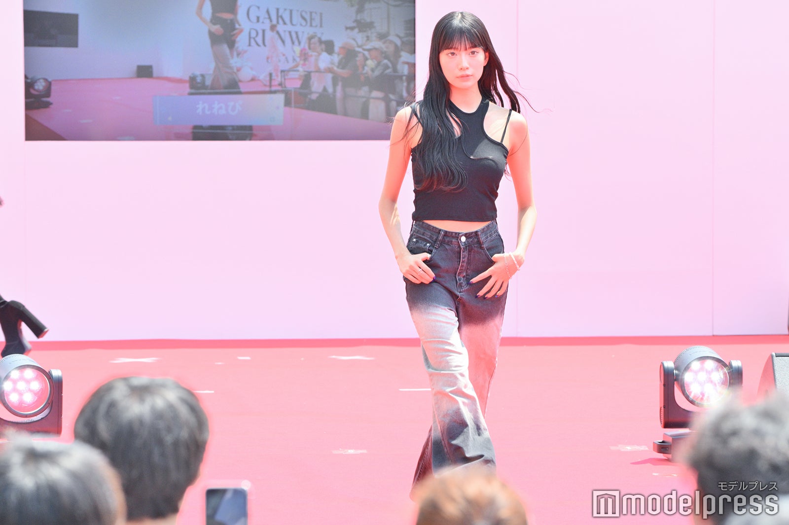 （C）モデルプレス