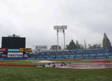 ヤクルト－広島戦が雨天中止 午後4時半に発表 