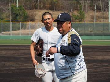 センバツ4強の大阪桐蔭・西谷監督「力不足を感じながらやっています」準決勝の相手、専大松戸に「簡単に勝てない相手」