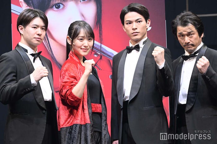 高橋龍輝、菅井友香、松大航也、吉田智則(C)モデルプレス