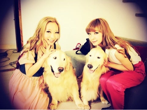 今最注目の人気双子モデル、PV初出演！息ぴったりの演技を披露