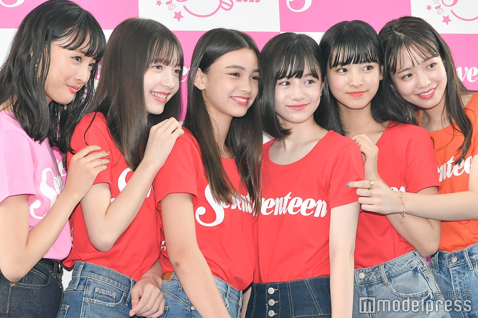 大友花恋、雑賀サクラ、ブリッジマン遊七、瀬戸琴楓、田中杏奈、横田真悠（C）モデルプレス