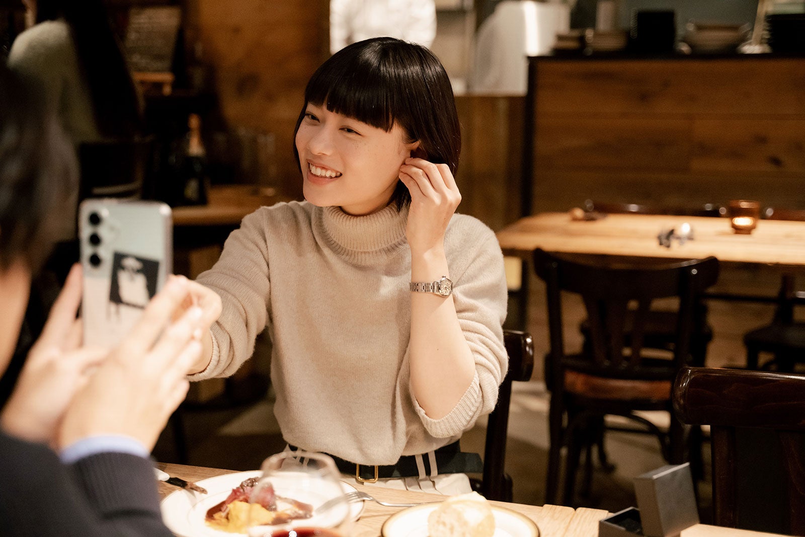 成田凌、杉咲花「冬のなんかさ、春のなんかね」第2話（C）日本テレビ