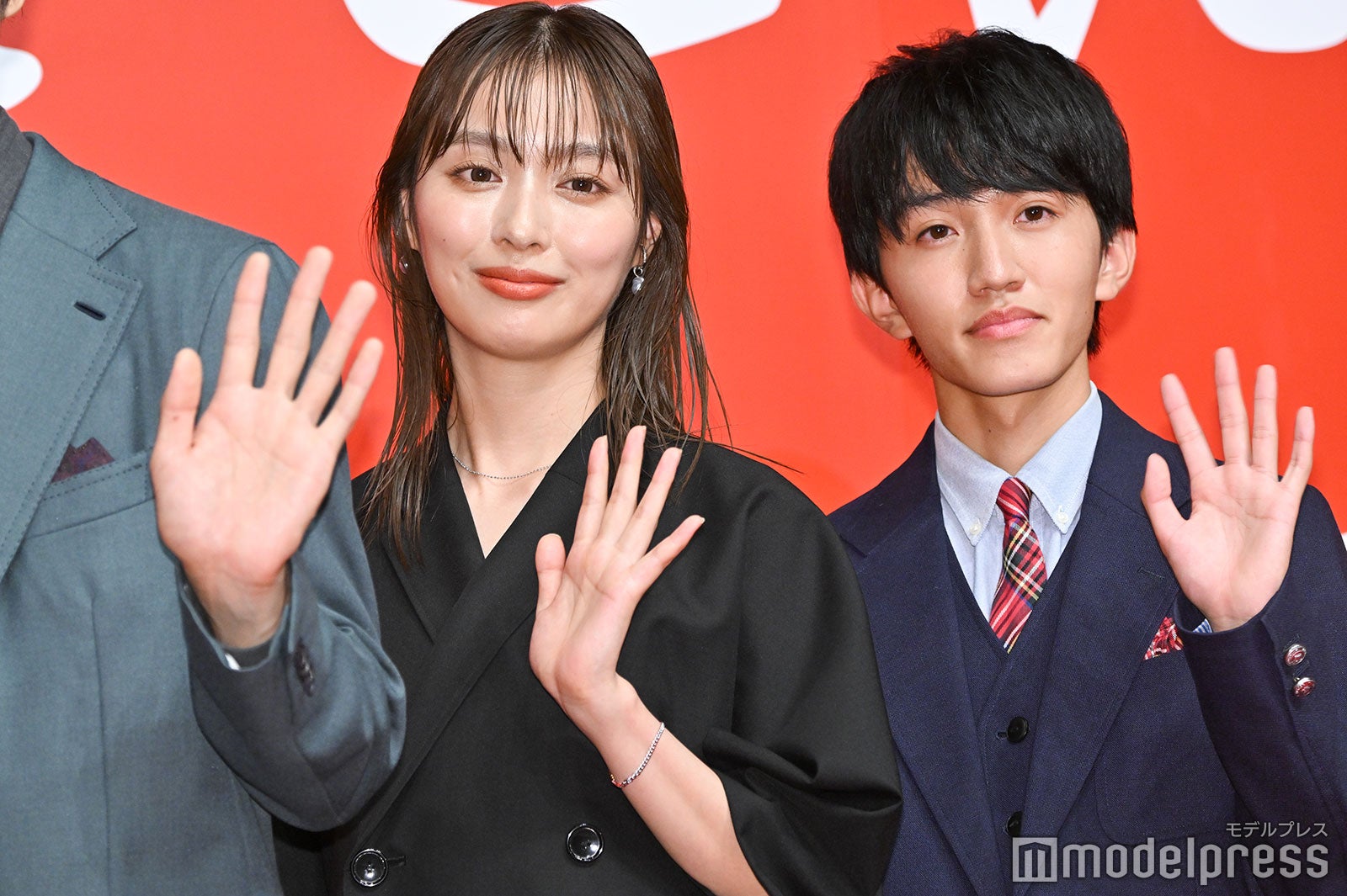 内田理央、中川翼（C）モデルプレス