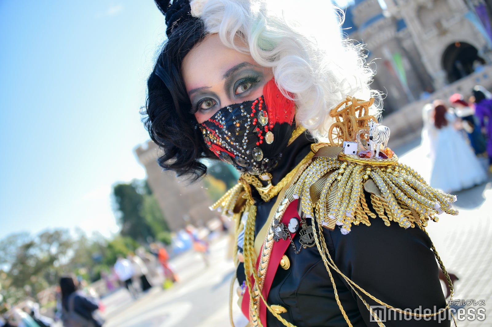 最大87%OFFクーポン 東京ディズニーシー ディズニーハロウィーン Dハロ 仮面マスク ブラック 仮装