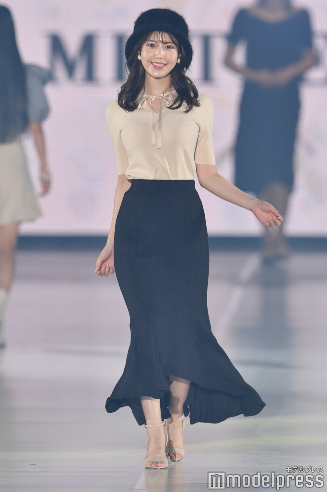 （C）モデルプレス