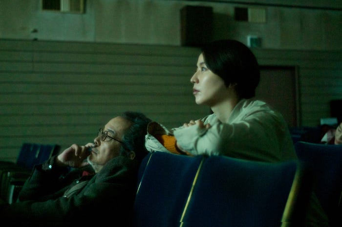 リリー・フランキー、長澤まさみ(C)Netflix