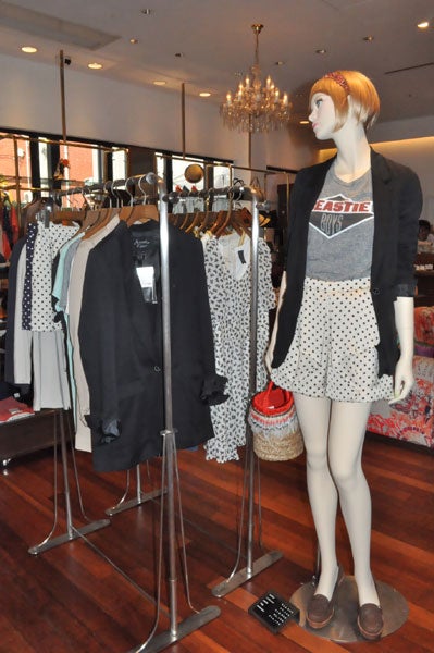 「アナザーエディション 原宿本店」店内風景