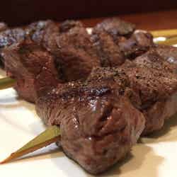 Bistro BASH/九州産和牛串焼き/画像提供:東京和牛ショー事務局