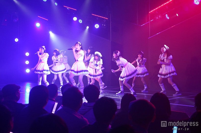 「箱推宮 4生会（はこおしぐう ふぉーじょうや）～1461日分の感謝・楽しまんといかんばい～」の様子（C）AKS