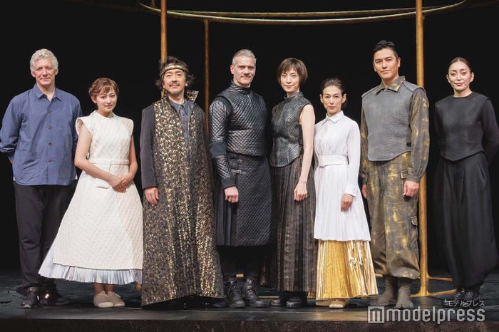 ウィル・タケット氏、吉川愛、栗原英雄、アダム・クーパー、天海祐希、鈴木保奈美、要潤、宮下今日子(C)モデルプレス