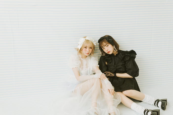 戦慄かなの、なえなの (提供写真)