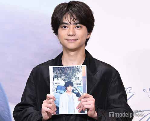 timelesz佐藤勝利、初ソロ写真集は“心の盾”「こんな顔自分でも知らなかった」【プレス取材会全文】