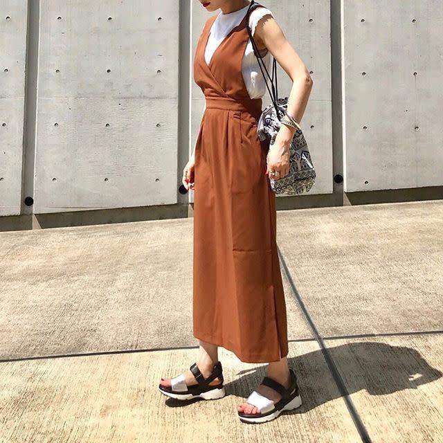 身長160cm未満でもスタイルアップ ウエスト位置を高くして脚長見えする着こなし9選 モデルプレス 身長160cm未満でもスタイルアップ ウエスト位置を高くして脚長見えする着こなし9選 モデルプレス
