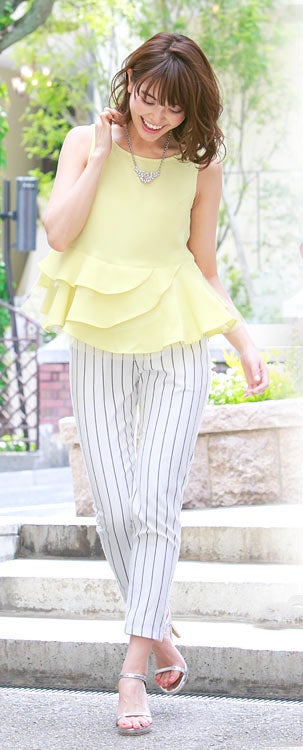 裾チュールノースリーブペプラムブラウストップス「神戸レタス」790円（税込）