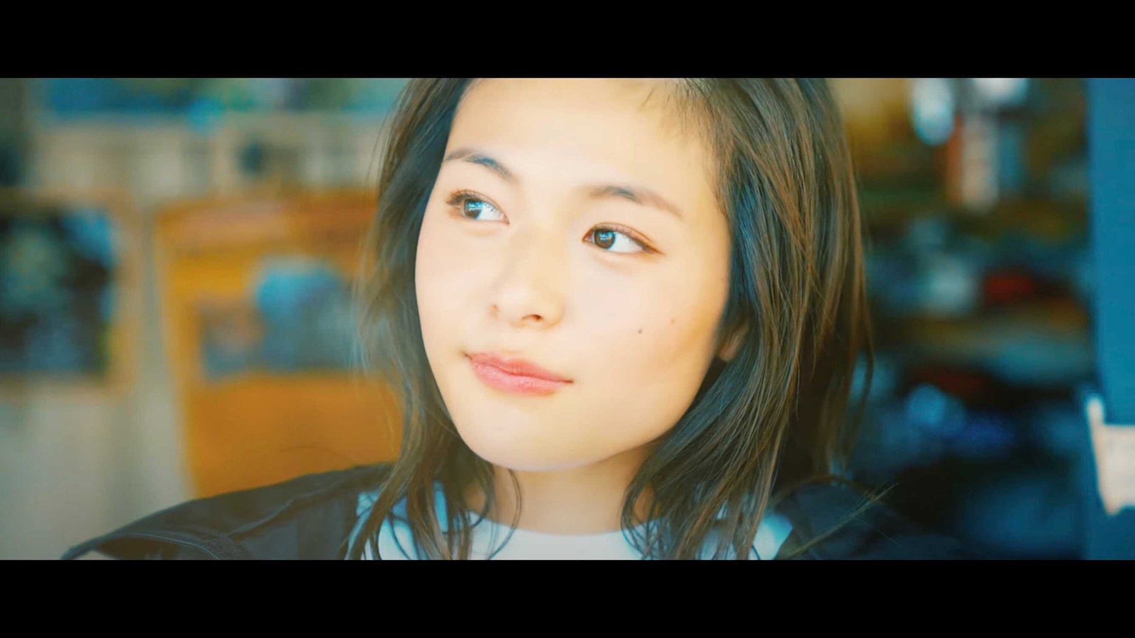 和内璃乃「SUNDAY MORNING」MV （提供写真）