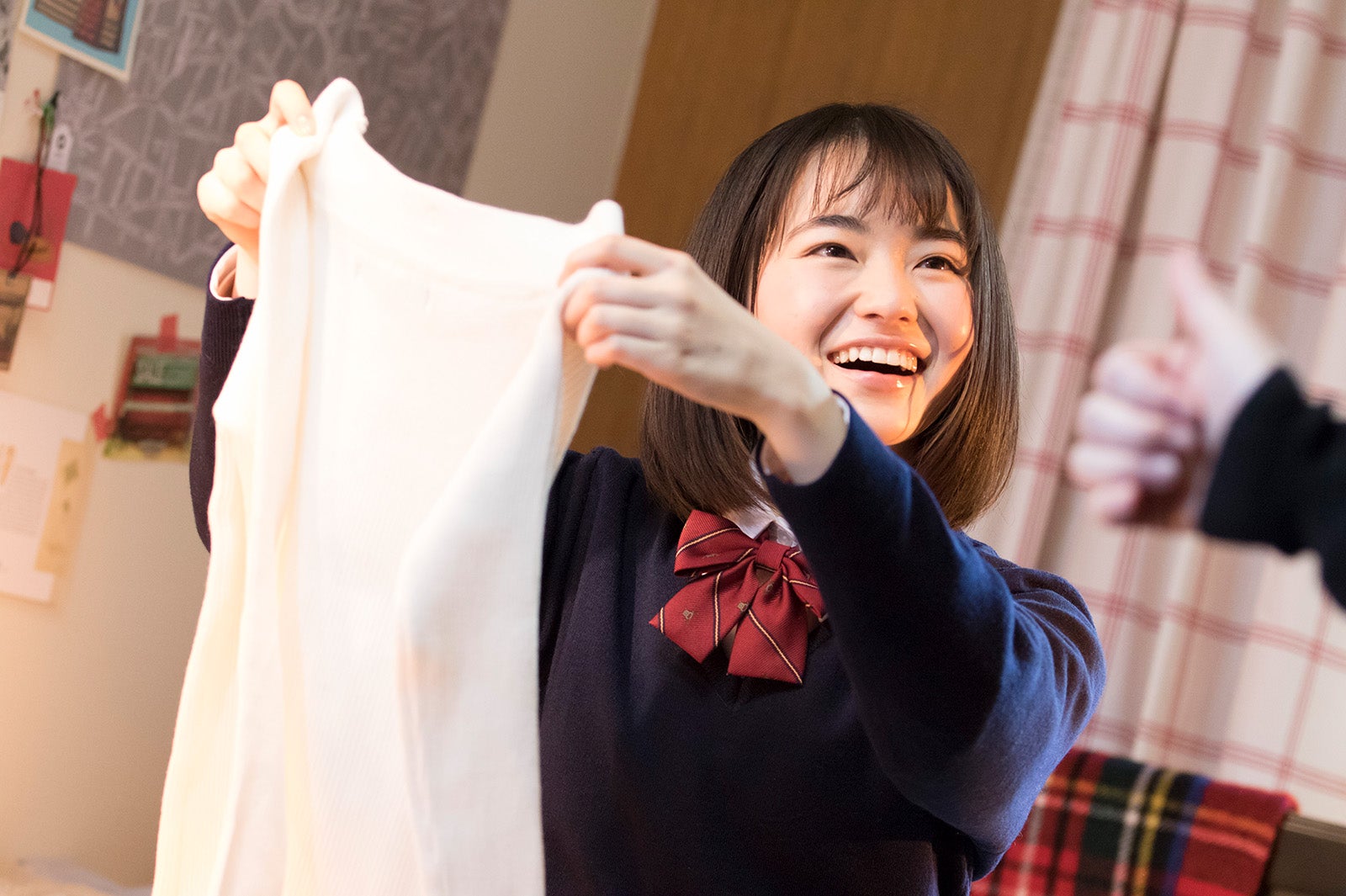 山田杏奈／新CMメイキングカット（提供画像）