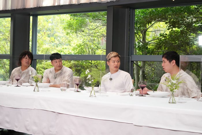 (左から)松尾駿、長田庄平、那須川天心、せいや(C)フジテレビ